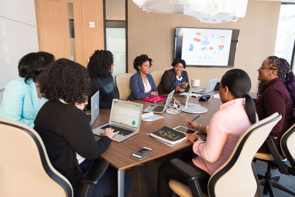 From Technical Detail to Executive Clarity: How to Communicate Upward