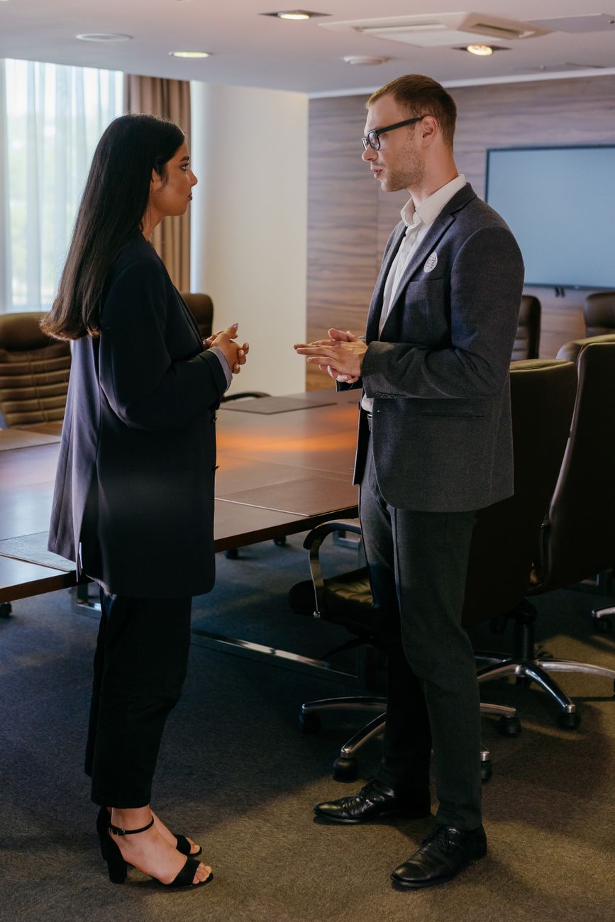 How to Disagree with Senior Stakeholders Without Damaging Trust